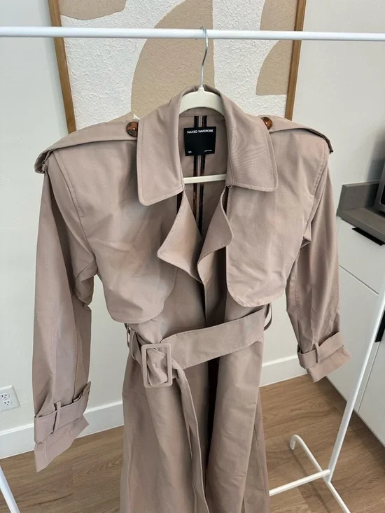 Oversized Beige Trench Coat with Belt - Picture 3 of 3